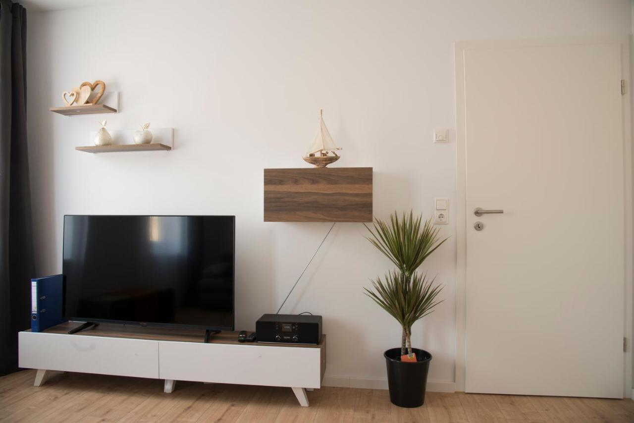 Schoene Grosse Ferienwohnung 79M2 Und 2 Baeder, Zentrumnah, 2Og エアフルト エクステリア 写真